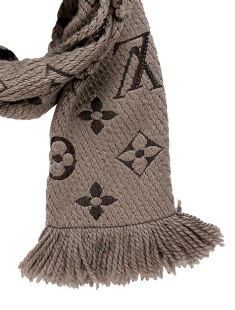 logomania scarf louis vuitton|louis vuitton logomania scarf beige.